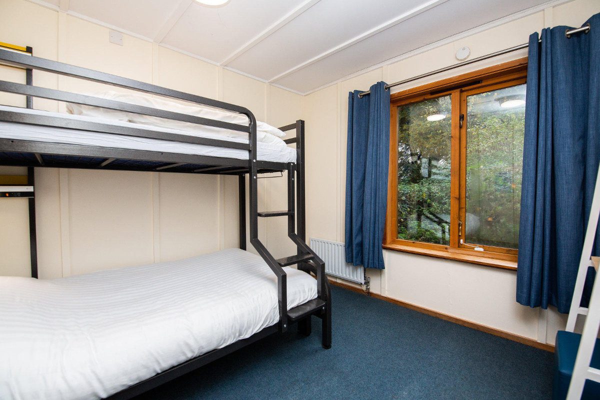 YHA Chester Trafford Hall bedroom with bunk beds