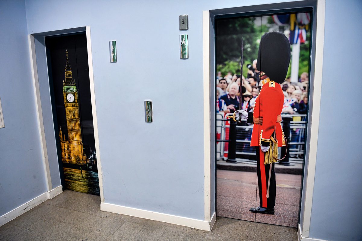 YHA London St Pancras painted door